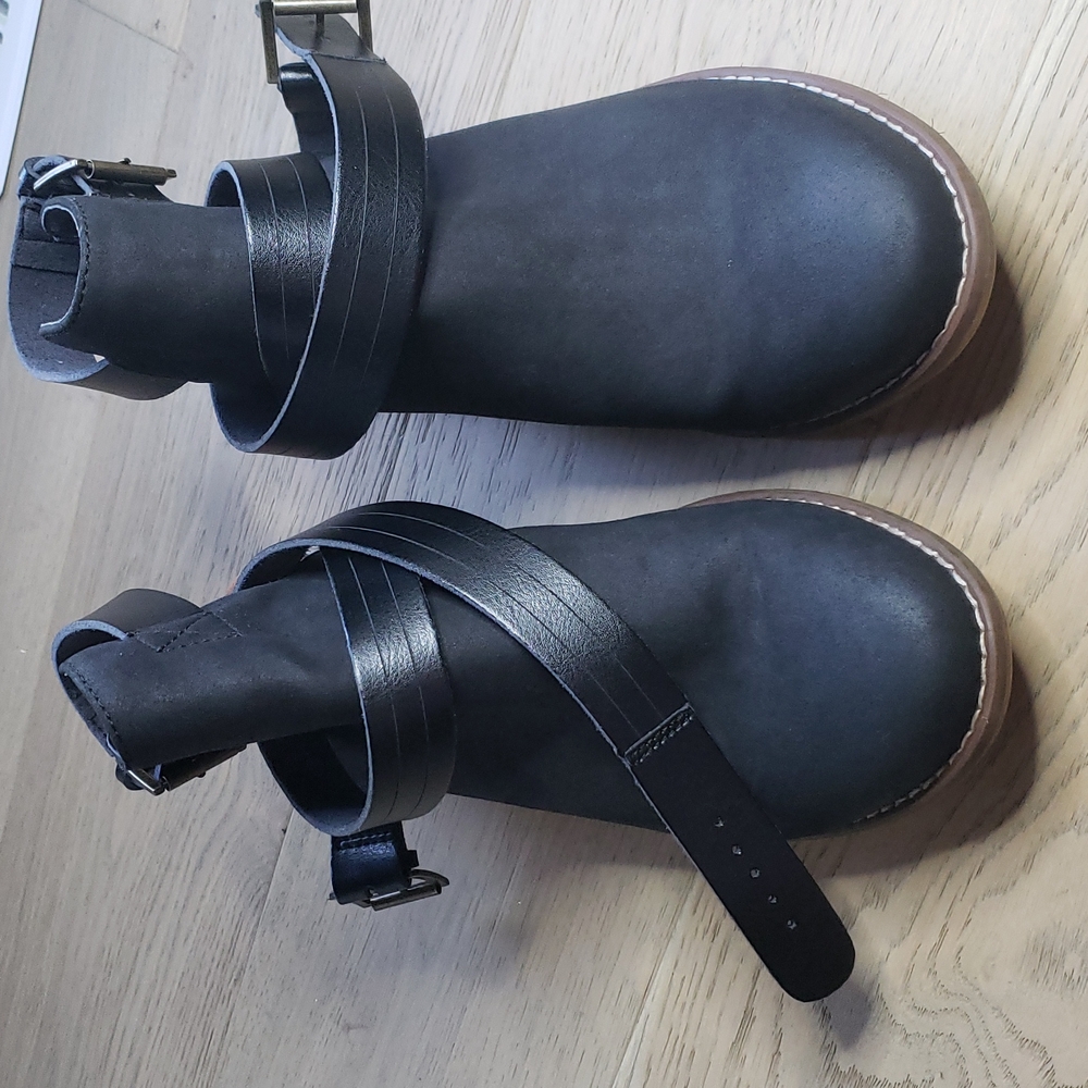 Roxy Prescott Strappy Backless Ankle Boots